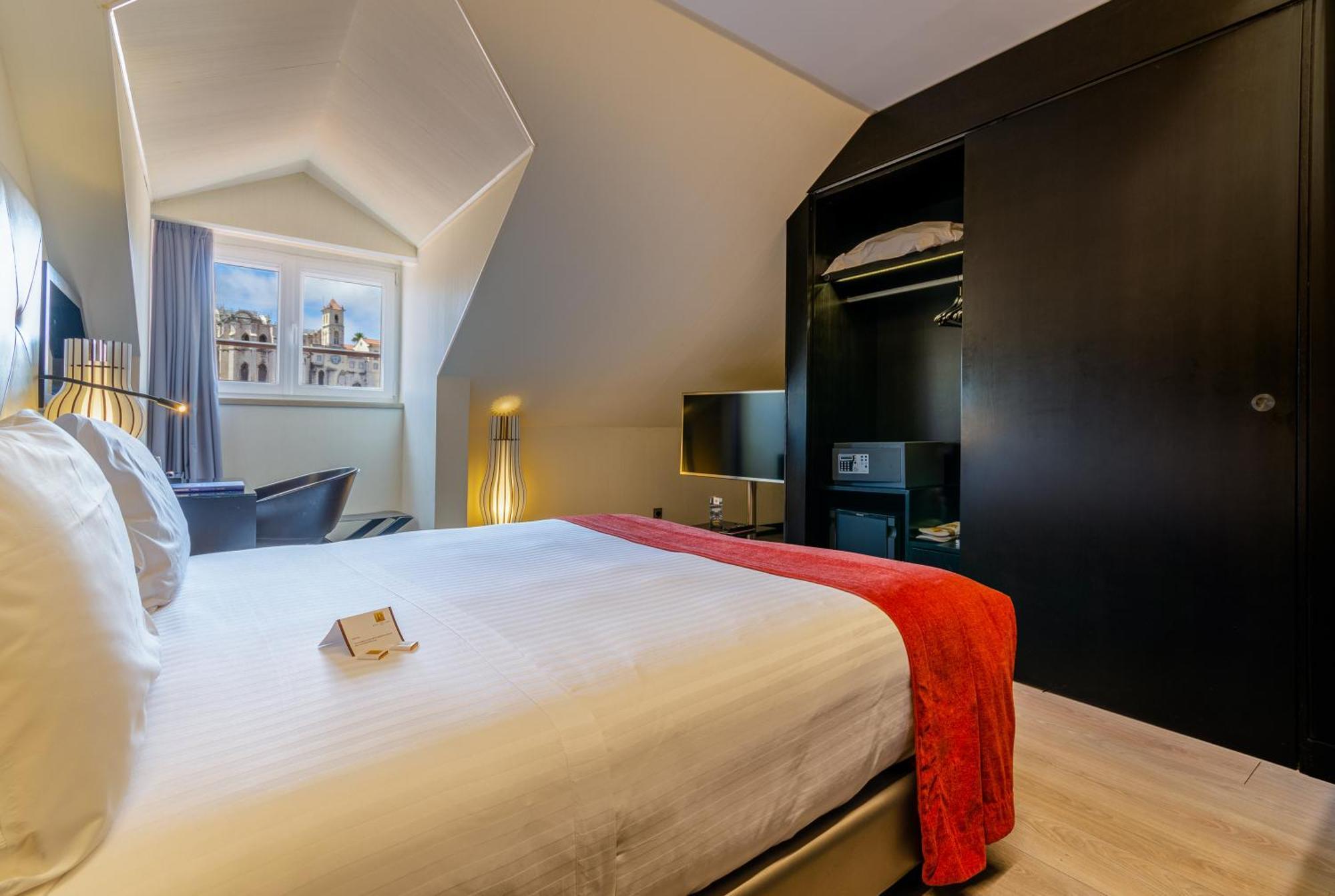 Hotel Santa Justa Lisboa Kültér fotó
